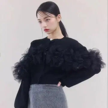 eimy istoire 정가 2.5만 튤 프릴 니트 가디건 F