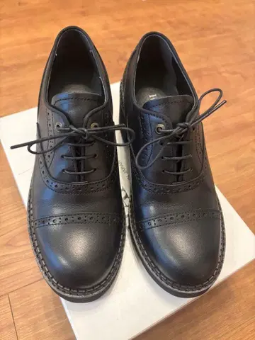 HARUTA 블랙 레이스업 슈즈