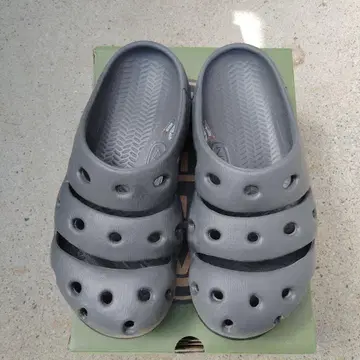 KEEN YOGUI 킨 요기 마그넷 블랙