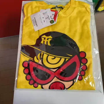 한신 타이거즈 콜라보 T셔츠 새상품