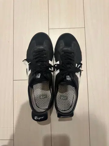 오니츠카타이거 멕시코 66 스니커즈