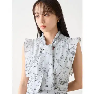 SNIDEL Sustaina 전개 프린트 내로우 원피스