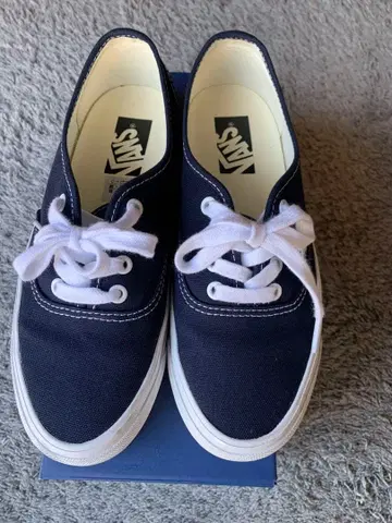 VANS AUTHENTIC 44 네이비 사이즈 6 반스