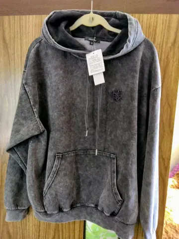 미사용 새상품 볼륨 후드티 ZOZOTOWN 종이상자 후드티