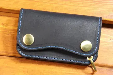 미니 트래커 지갑 파랑 실 블랙 가죽 도치기 가죽