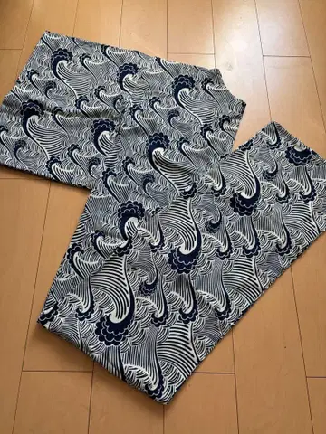 물결 무늬 유카타 단품 네이비 나염