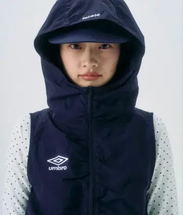 fekete x umbro gathered hoodie vest