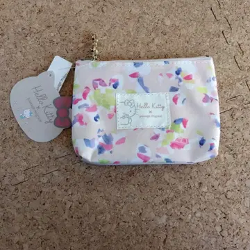 Hello Kitty x passage mignon 티슈 케이스