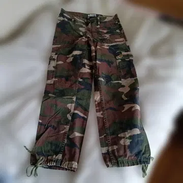 카모플라쥬 카고 팬츠 Urbanoutfitters
