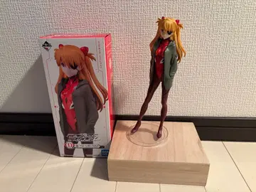 제일복권 에반게리온 D상 시키나미 아스카 랑그레이 피규어