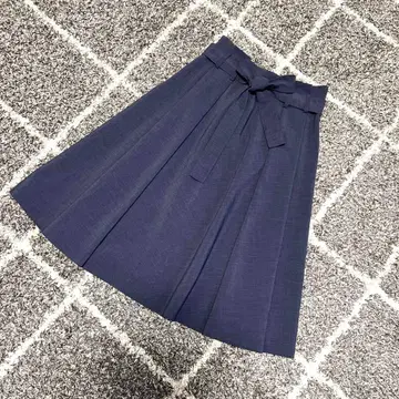 [ 새상품급 ] 매킨토시 철학 시어 트윌 롱 스커트 리본 36