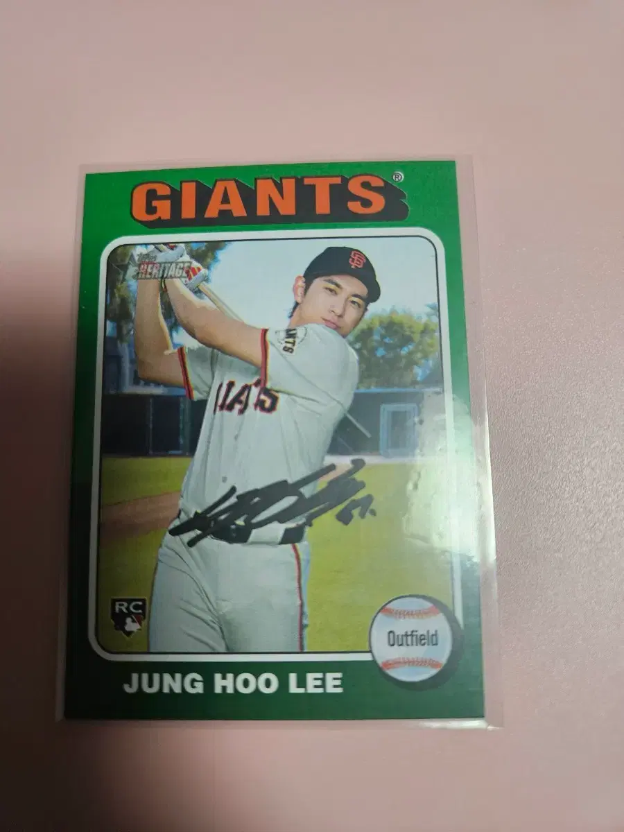 이정후 2024 Topps Heritage Green 인쇄 오토 카드