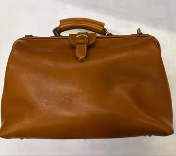 PORCO ROSSO 벨티드 더레스 백 캐러멜