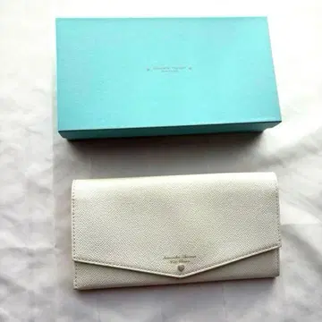 [새상품급 박스 포함] 사만다 타바사 쁘띠 초이스 장지갑 화이트