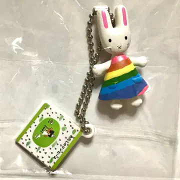 가챠 그림책 나의 원피스 토끼 마스코트 키링 무지개 무늬 무지개