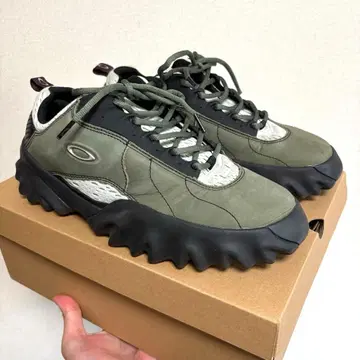 28cm Oakley Factory team chop saw10