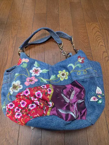 데님 꽃무늬 자수 토트백