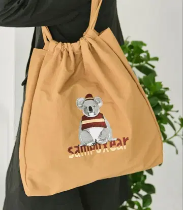 [ 새상품 ] sampo x ear 콜라보 자수 토트백 카멜 코알라
