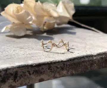 m.soeur 10K 스캘럽 레이스 반지