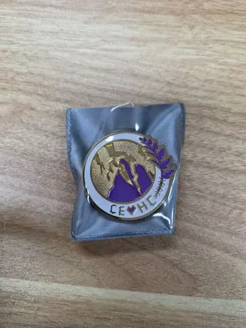 린바스 컴퍼니 햄햄빵빵 핀 배지 히스클리프