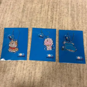 100% 도라에몽 & 프렌즈전 아크릴 2단 키링 세트 모음