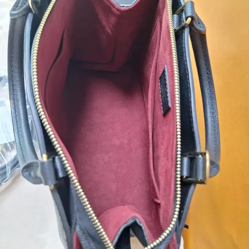 루이비통 쁘띠뜨 팔레 앙프렝뜨 MM 블랙 사진 3