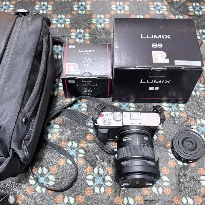 LUMIX S9