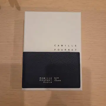 CAMILLE FOURNET 네이비 가죽 카드 케이스