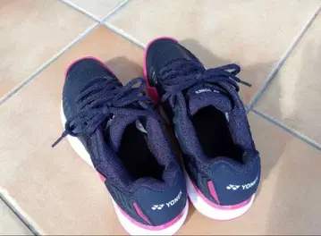 SALE 중 YONEX 테니스화 24cm