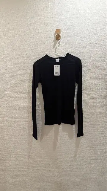 이에나 셔츠 리오셀