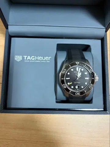 태그호이어 아쿠아레이서 칼리버5 프로페셔널300