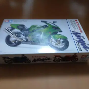 타미야 가와사키 닌자 ZX-12R 프라모델