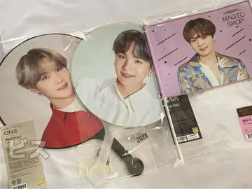 BTS suga 슈가 윤기 부채 플래그 라이브