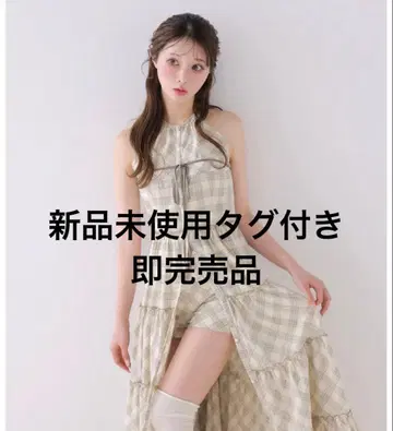 홀터 체크 슬릿 롱 원피스 엠미엠