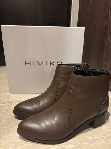 히미코 레인 슈즈 브라운 23.5cm