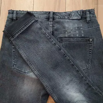 스비 ksubi CHITCH 데미지 가공 블랙 데님 30