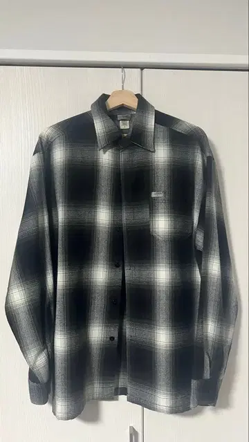 블랙 화이트 체크 플란넬 셔츠