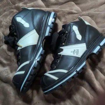 PUMA 루돌프 다슬러 가죽 빈티지 부츠 스니커즈