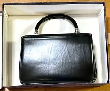 미사용품 CREATION VARITAS 핸드백