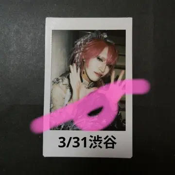 0.1g의 오산 미즈타 마리 폴라로이드 11