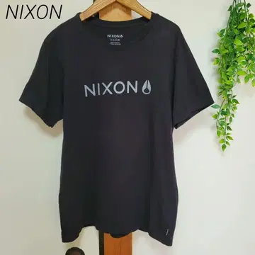 NIXON 닉슨 반팔 티셔츠 상의 카메라 L