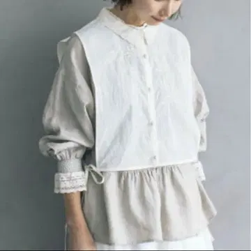 사만사 모스모스 kazumi 콜라보 블라우스