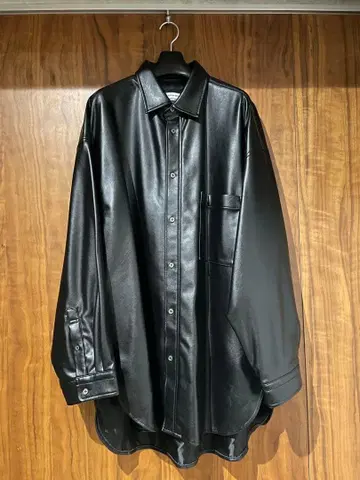 MAISON SPECIAL 블랙 긴팔 셔츠