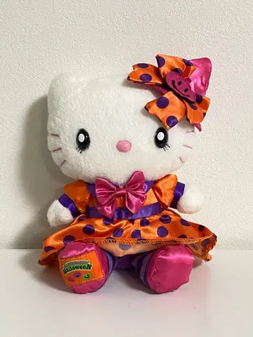 레어 2015년 헬로키티 USJ 한정판 할로윈 봉제 인형