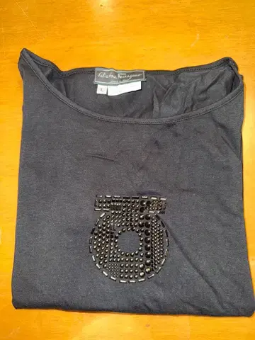 Salvatore Ferragamo 블랙 긴팔 T셔츠 페라가모