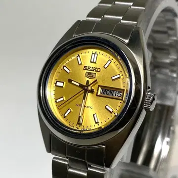 미사용 SEIKO 세이코5 자동 와인딩 데이데이트 골드 다이얼