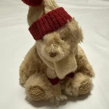 핑크하우스 머플러 곰 브로치 코사지