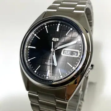 미사용 SEIKO 세이코5 자동 태엽 데이데이트 블랙 다이얼 뒷면 투명
