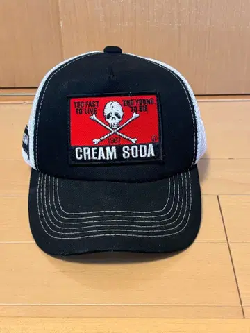 CREAM SODA 트래커 캡 블랙 화이트