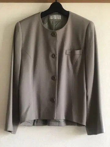 일본제 mila schon (밀라 쇤) 노카라 자켓 모 100%